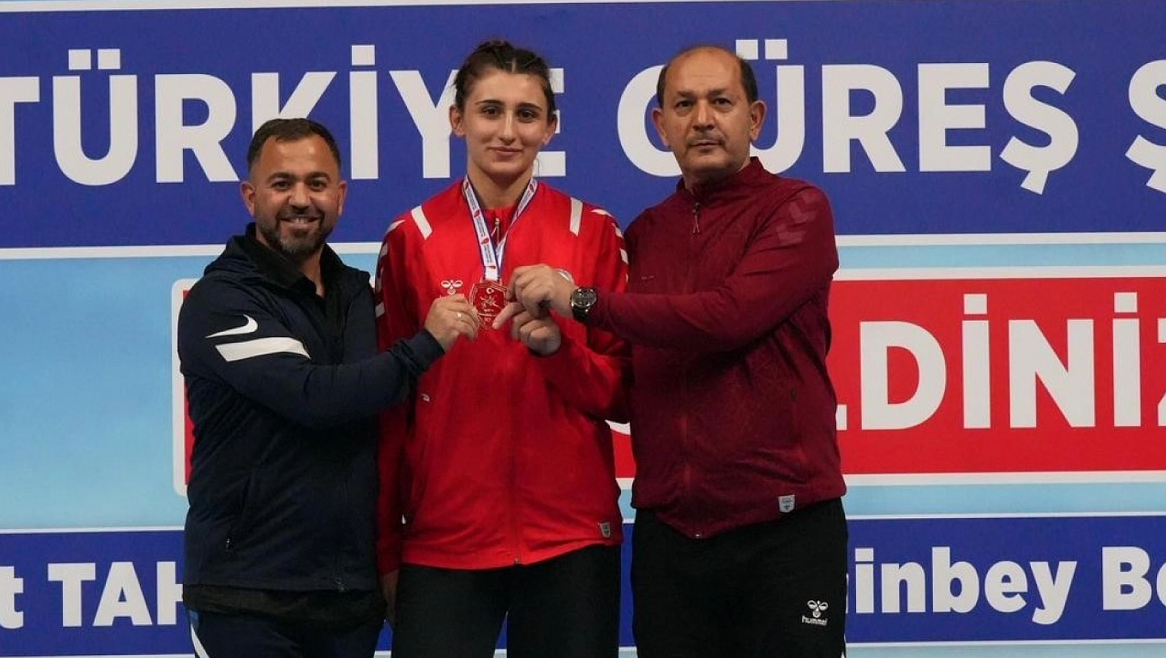 Güreşte Türkiye Şampiyonu oldu