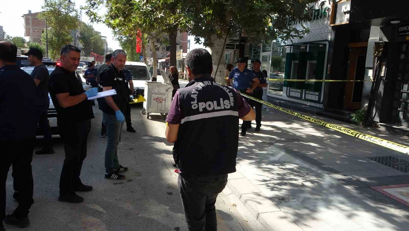 Malatya'da Cadde Ortasında Silahlı Çatışma: 2 Yaralı!