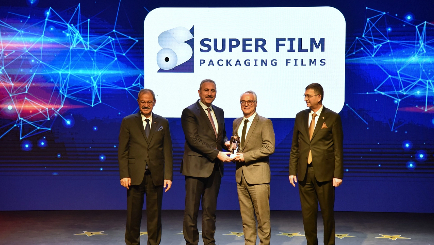 İlk 500 şirket arasında yer aldılar! Bakan Kacır ödüllendirdi