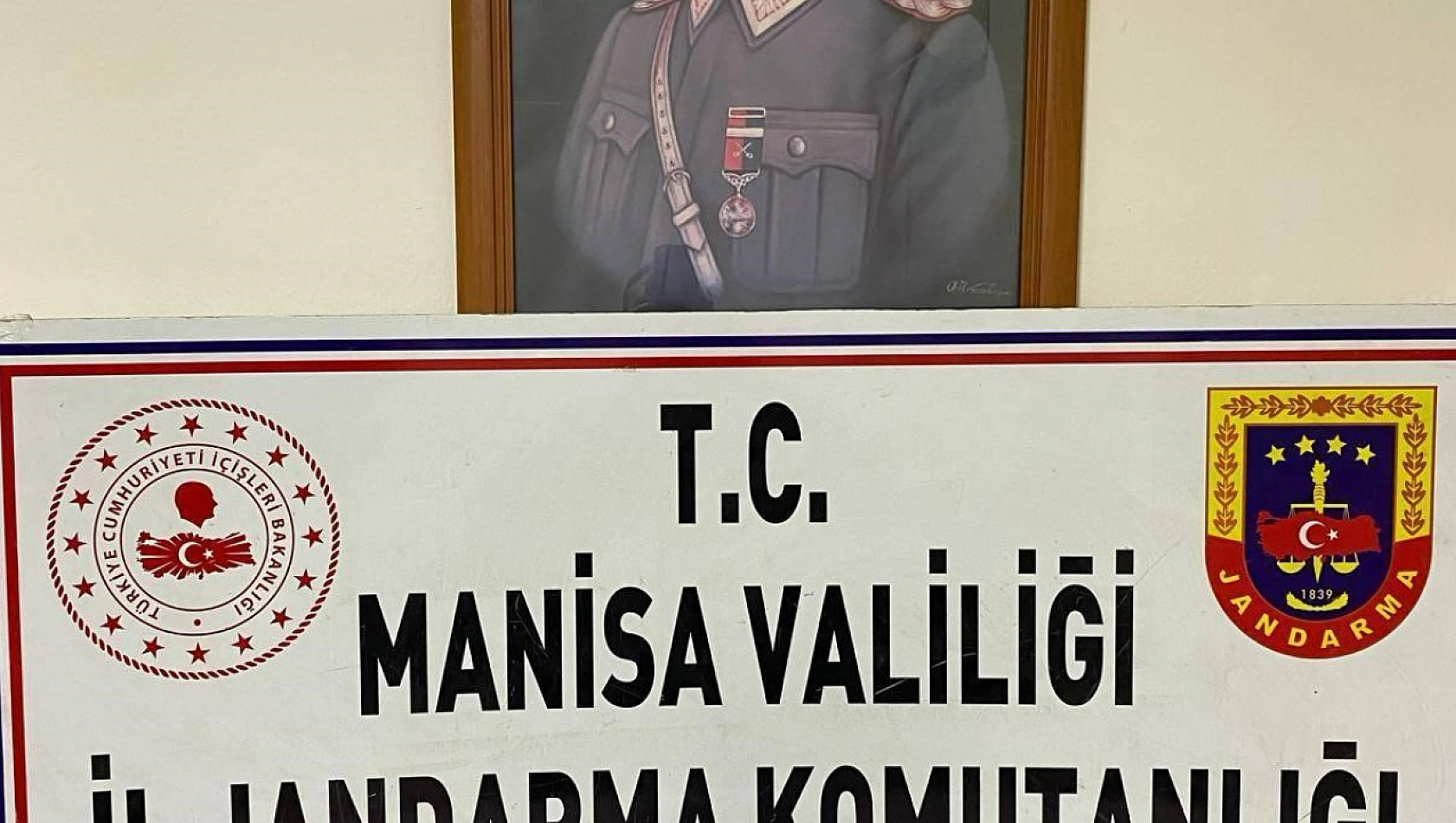 Jandarmadan uyuşturucu tacirlerine darbe