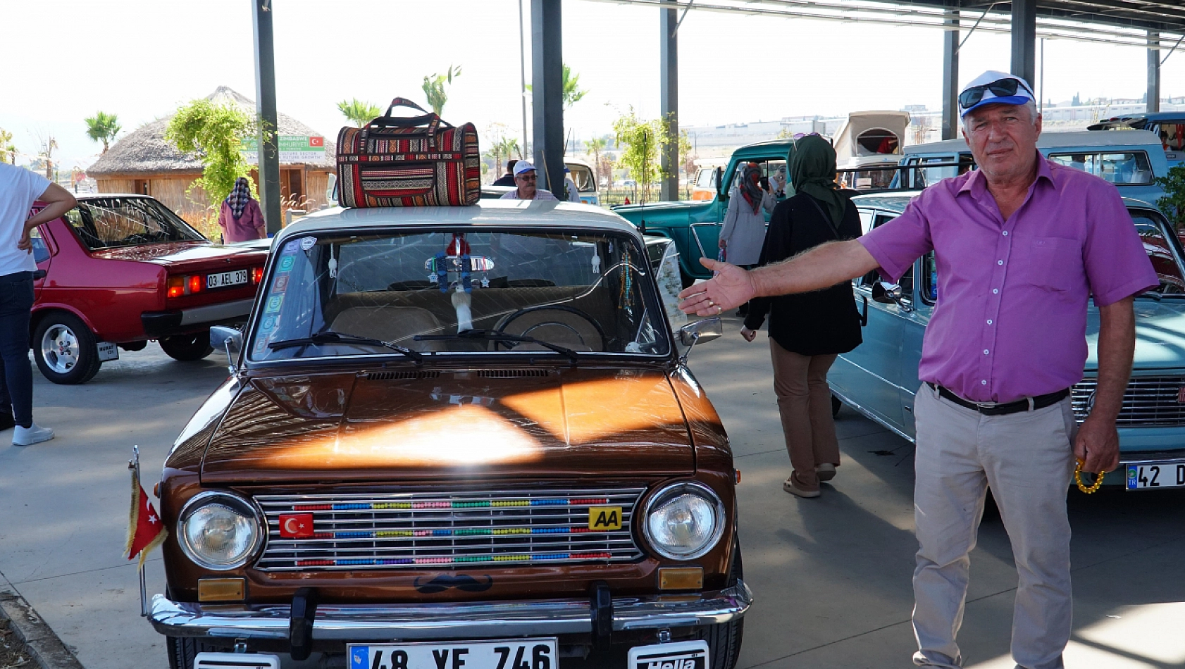 Klasik otomobiliyle birincilik ödülünü kazandı, Datça'ya döndü