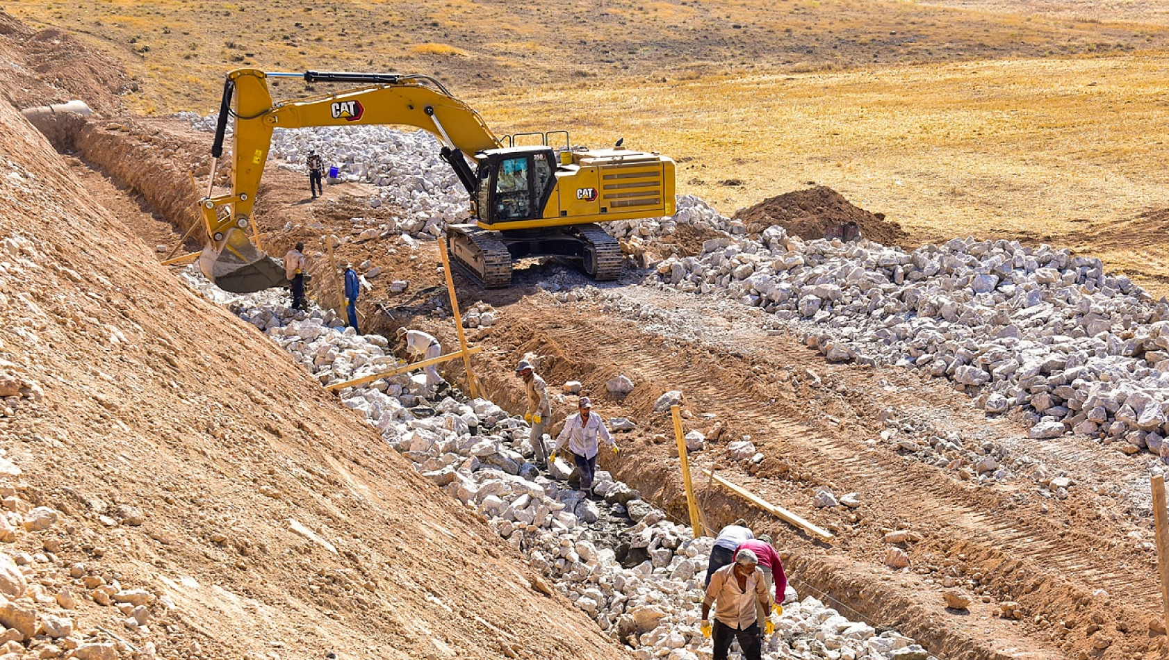 Kuzey Kuşak Yolu'nda Güvenlik ve Konfor Artıyor! 2.6 Km İstinat Duvarı…