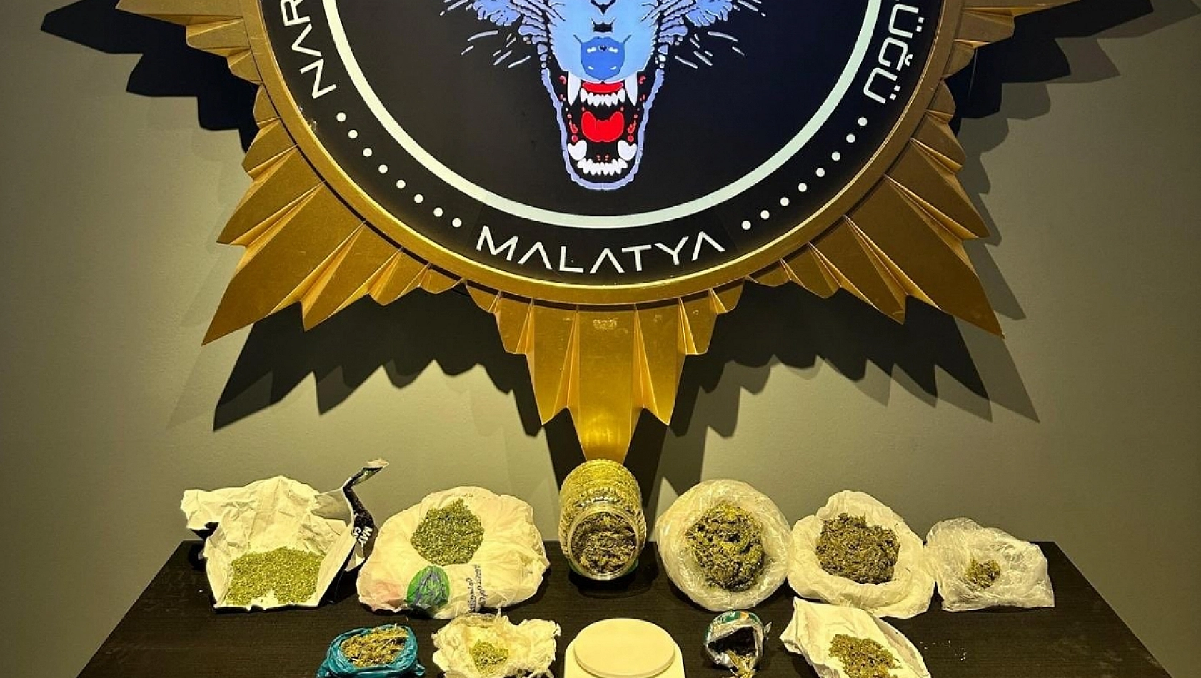 Malatya'da sokak satıcılarına darbe!