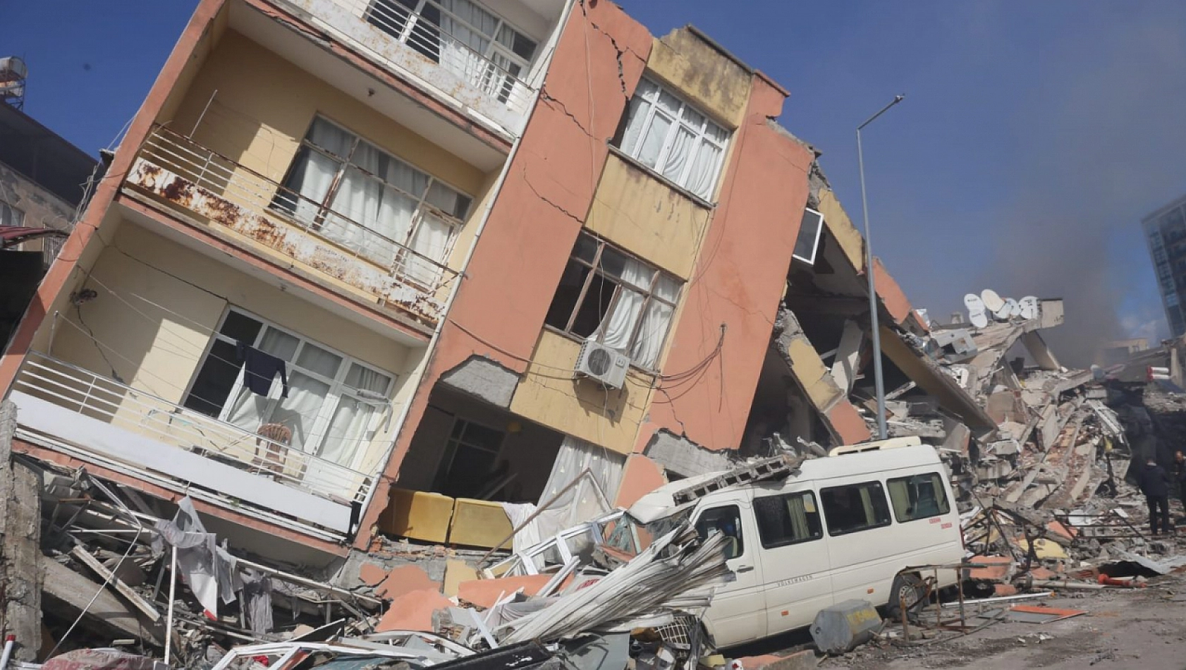 Malatya'da 6.8'e Kadar Artçı Deprem Riski!