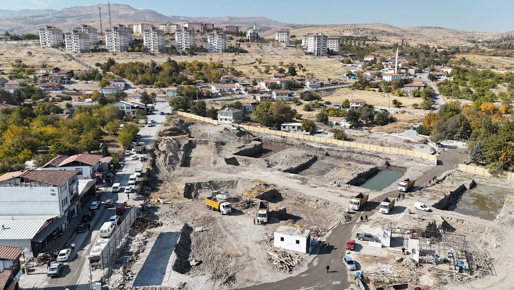 Malatya'da 82 Dönümlük Rezerv Alanında Çalışmalar Hızlandı 210 Konut ,70 İşyeri, 38 Ofis İnşa Edilecek...!