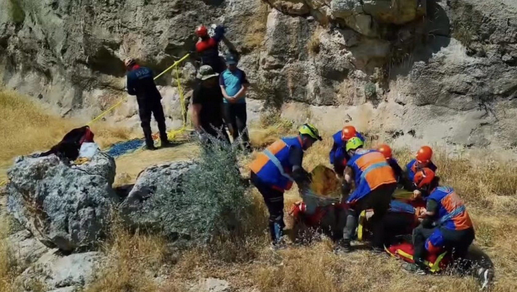 Malatya'da UMKE'den gerçeği aratmayan tatbikat