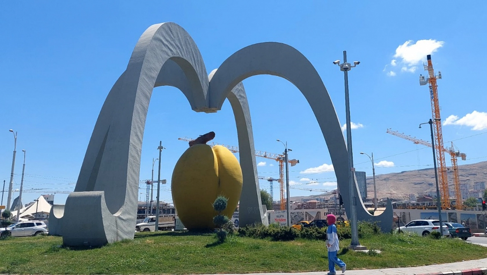 Malatya'da Zamanla Ortaya Çıkmaya Başladı! Vali Destek İstedi!