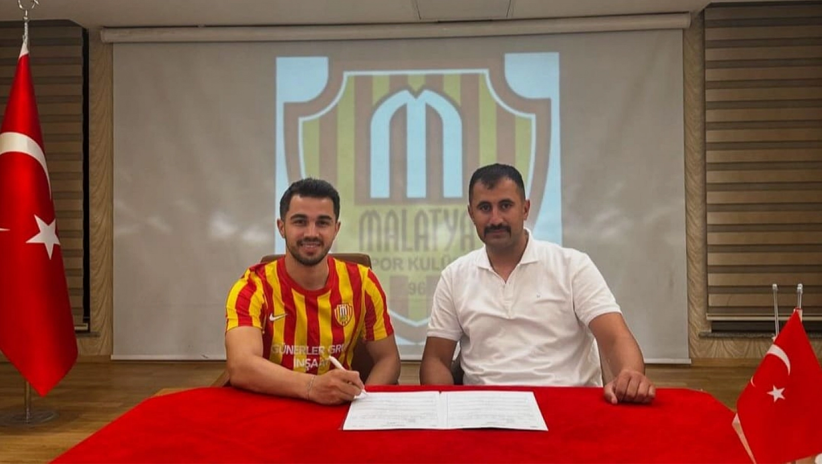 Malatyaspor Transferde Fırtına Estiriyor! 4 Yeni İmza Birden!