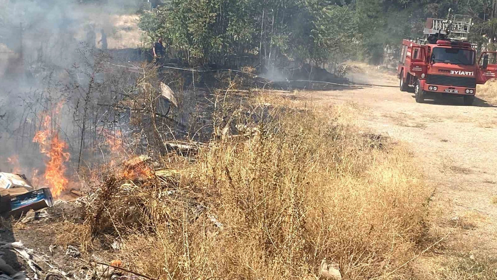 Manisa'da Yangın Ucuz Atlatıldı