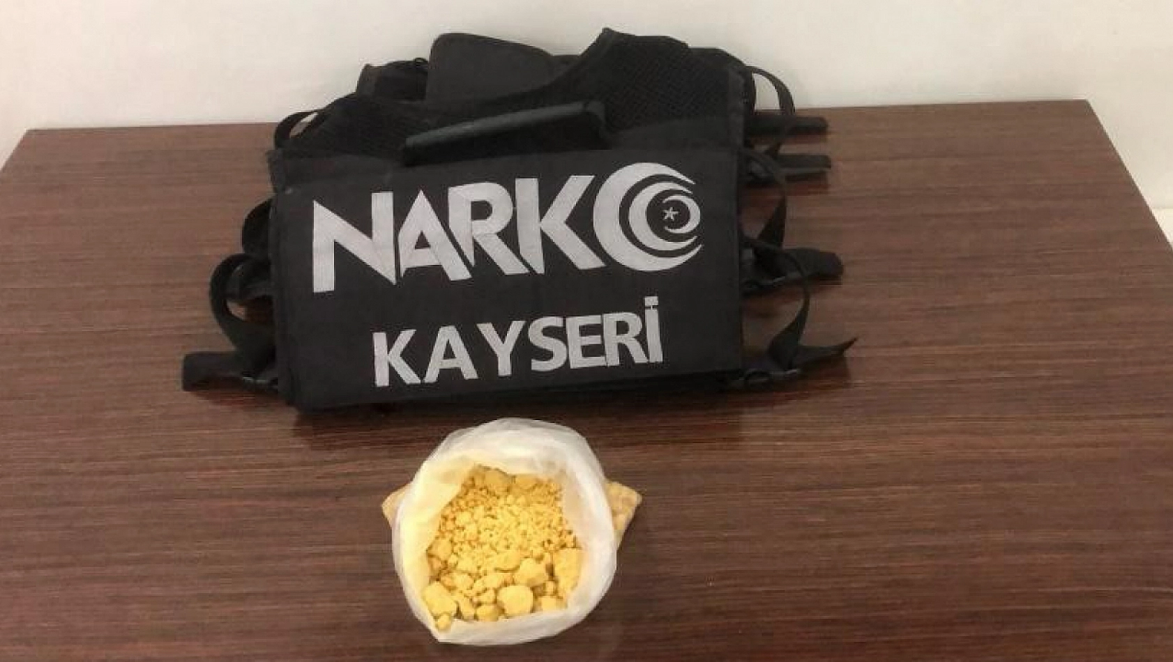 Narkotik Arama Köpeği 'Eta' Tacirlere Geçit Vermedi