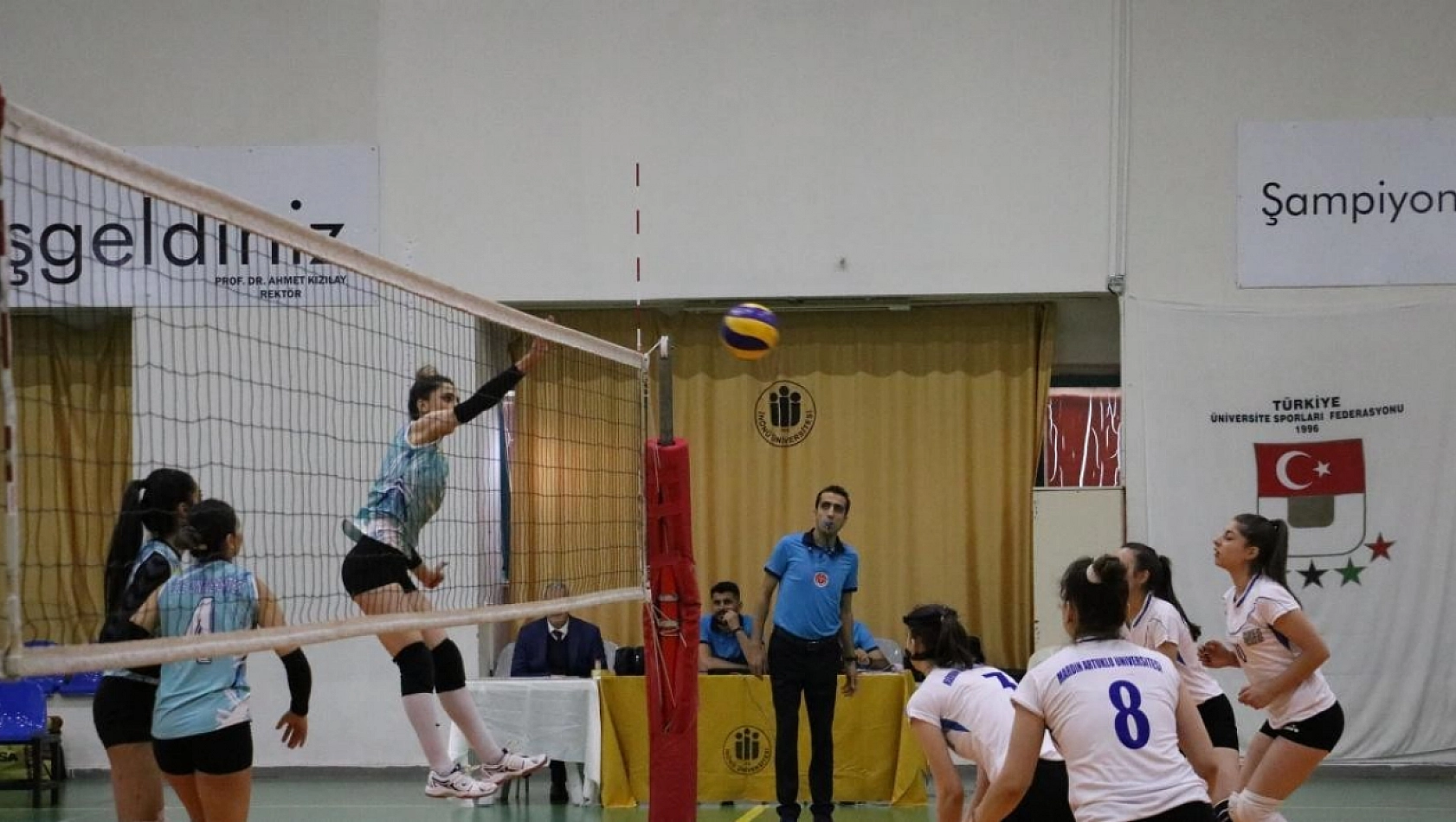 Voleybolda ÜNİLİG heyecanı