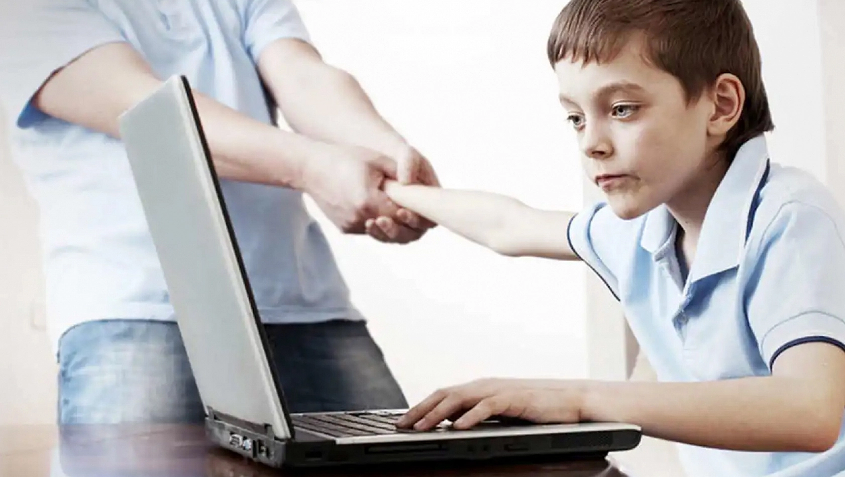 Otizm tartışmalarına nokta koydu: Ekran kullanımı hakkında doğru bilinen yanlışlar