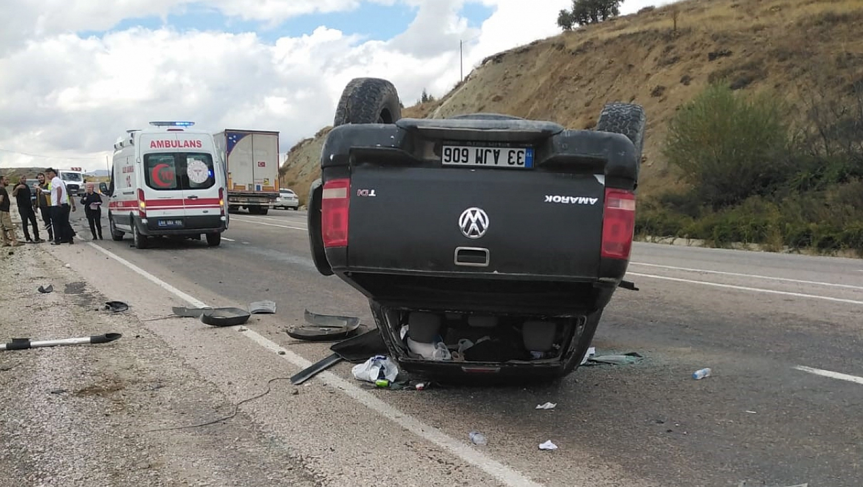 Doğanşehir'de Trafik Kazası: 3 Yaralı