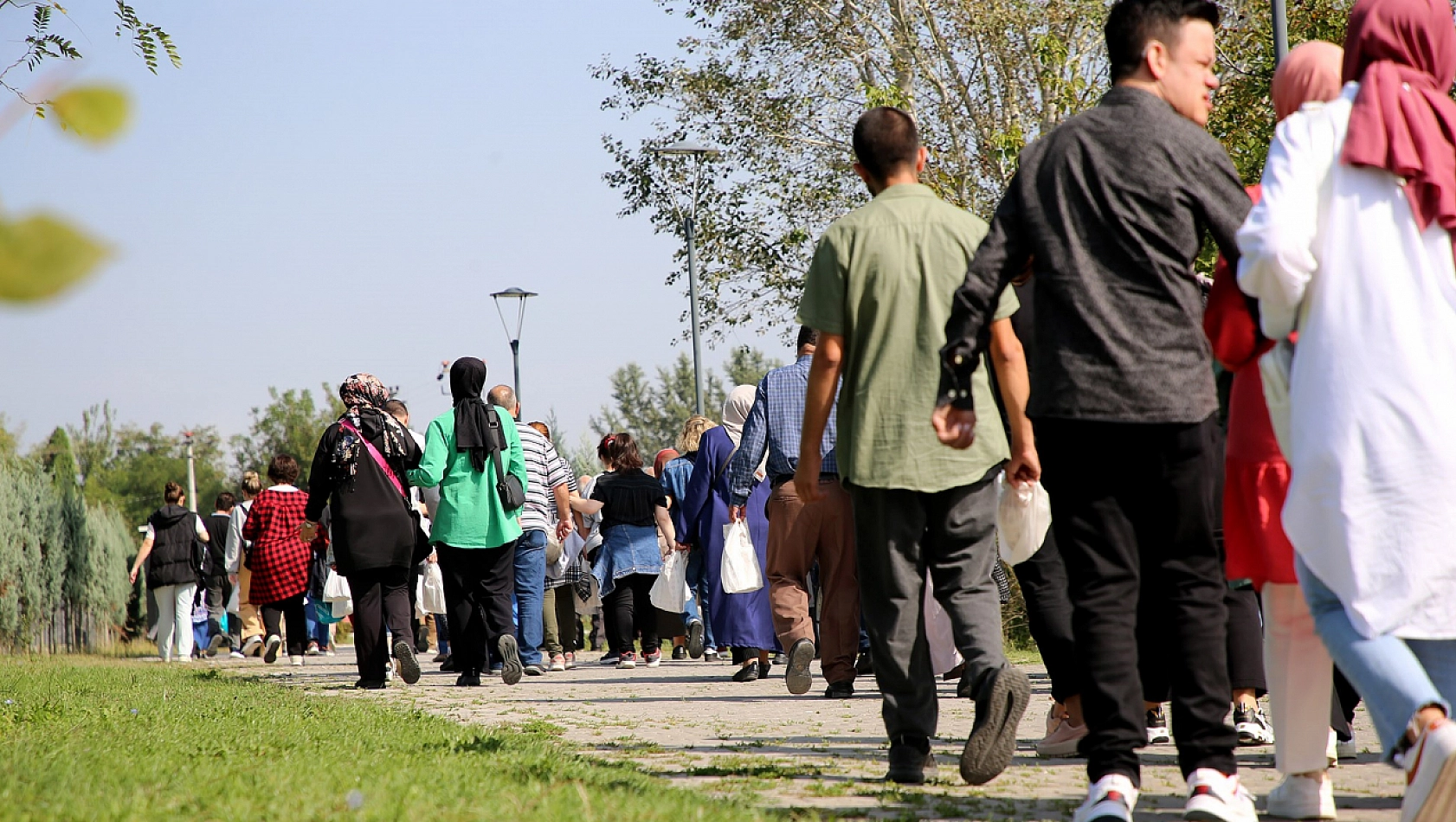 Özel çocuklar doğanın tadını çıkardı