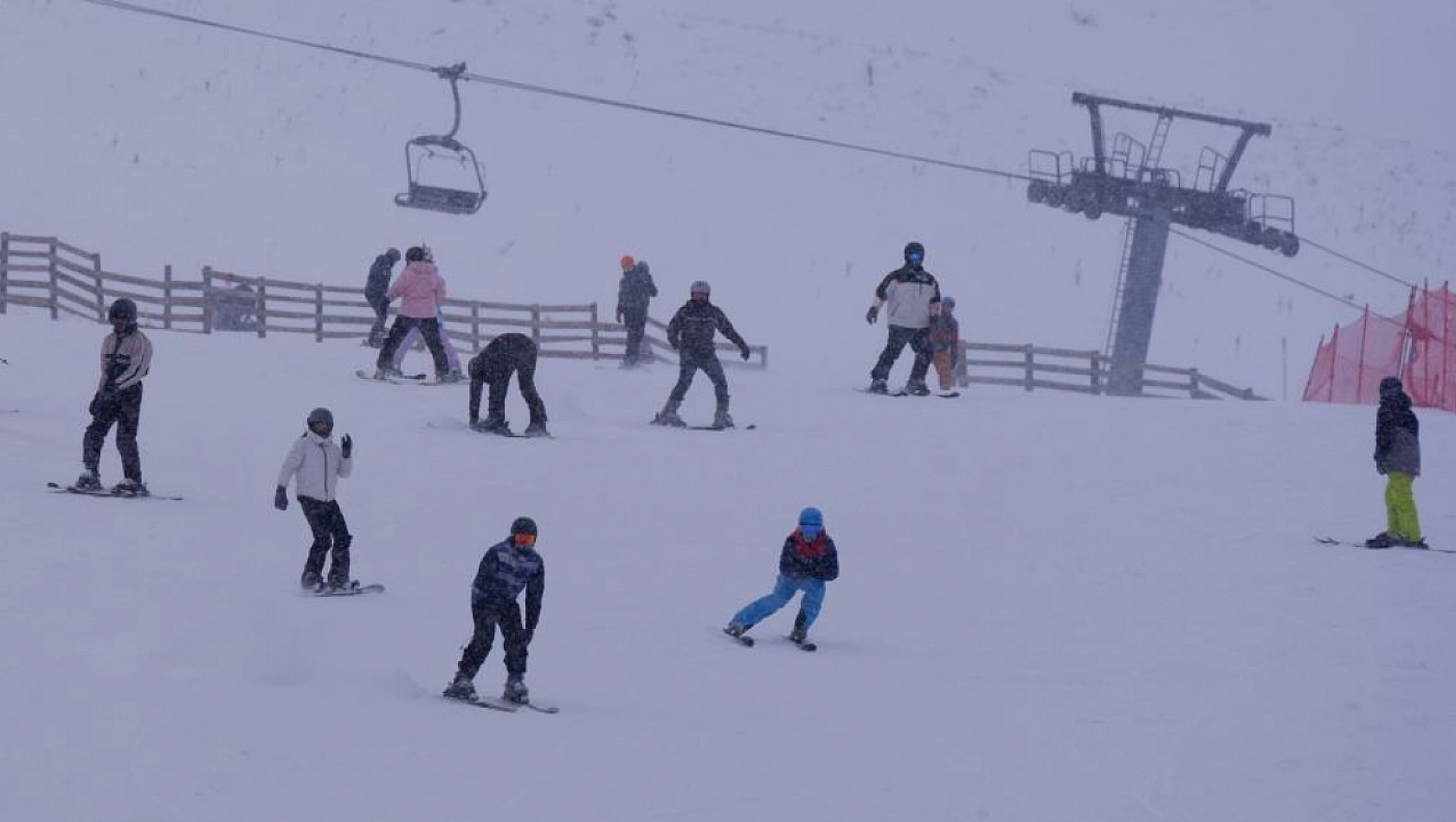 Palandöken'de kayak sezonu açıldı