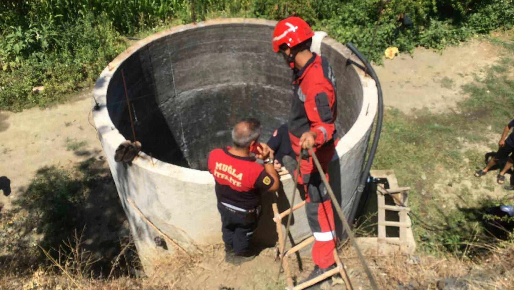 Serinlemek için girdiği su kuyusu sonu oldu