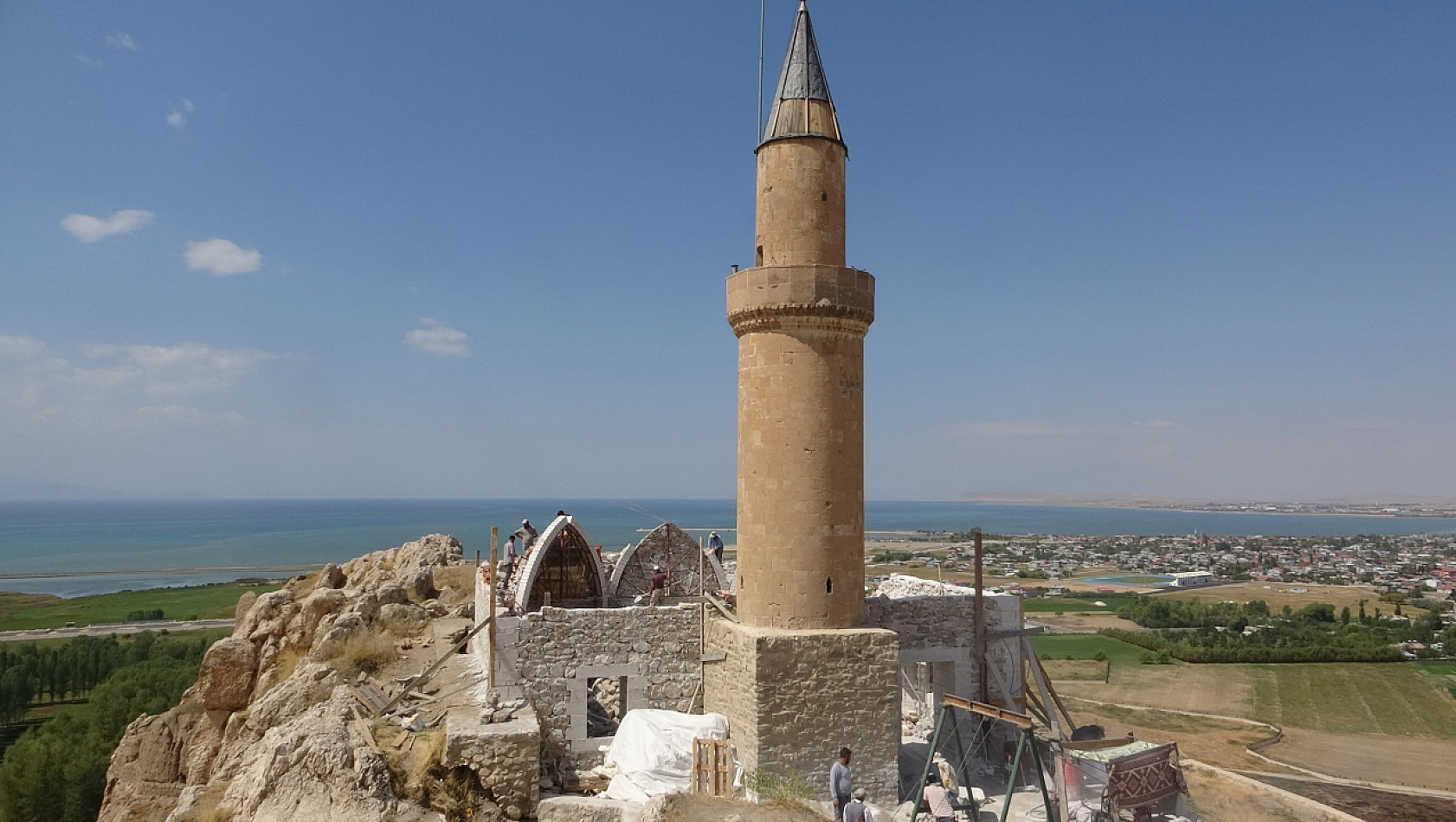 Tarihi camii yeniden ibadete açılıyor