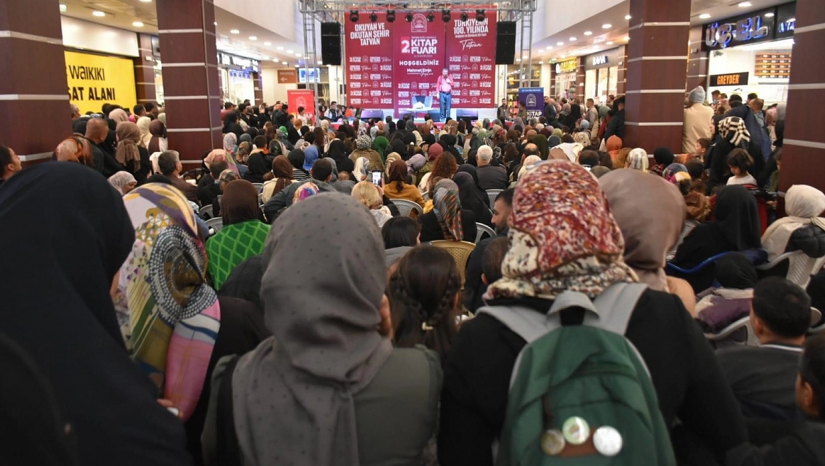 Tatvan'da ilgi yoğun