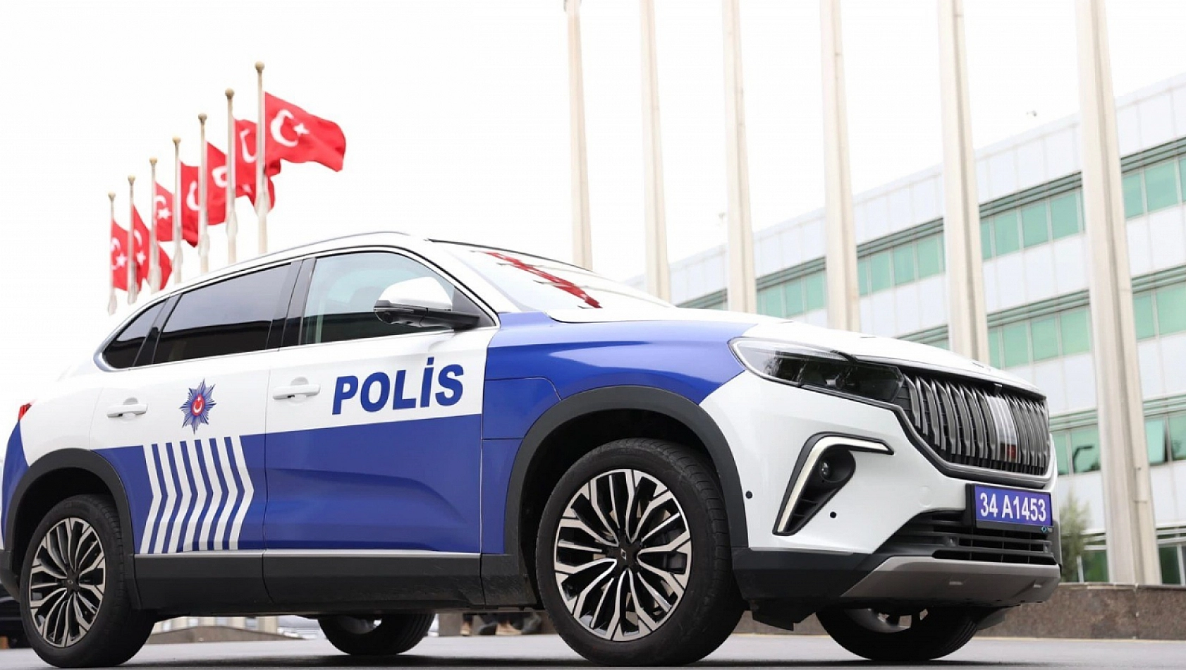 Togg polis arabası oldu