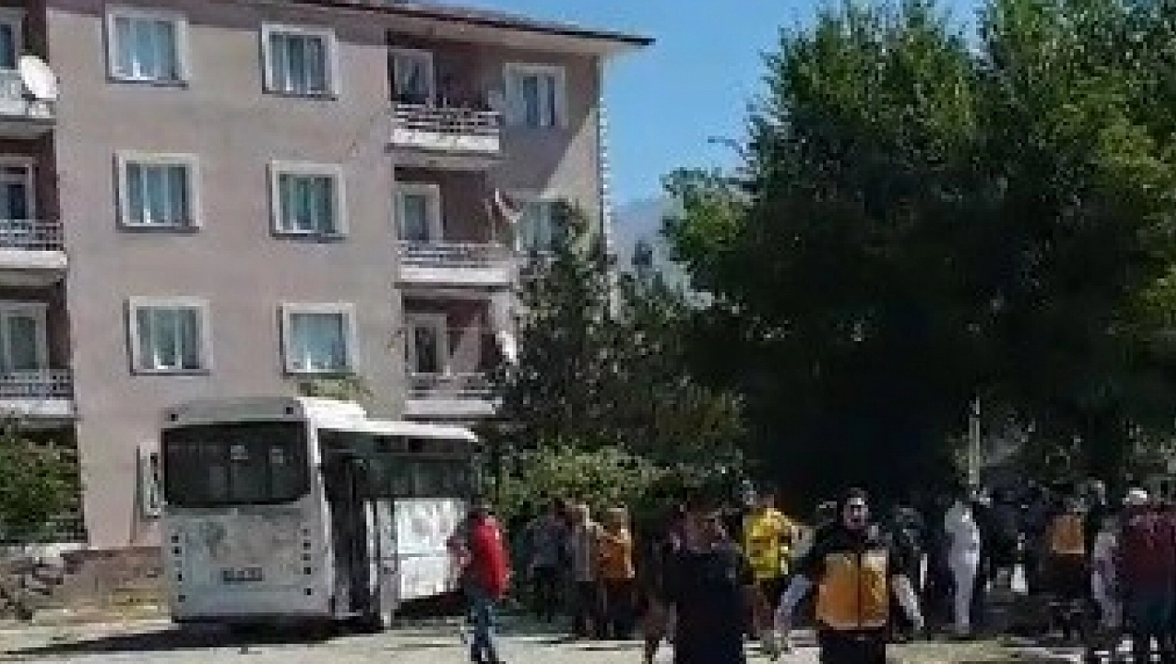 Trafik kazası 2 yaralı