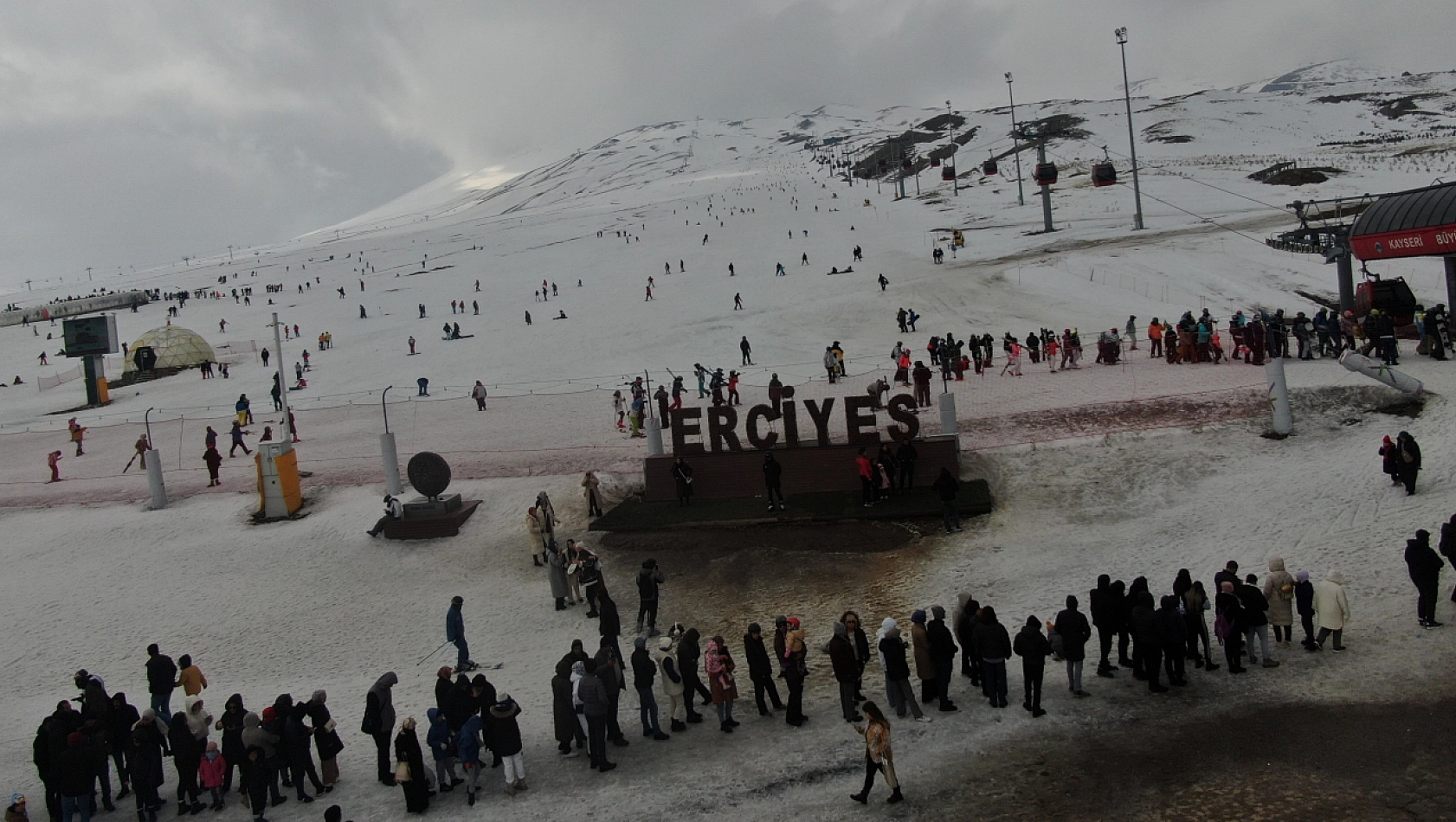 Turistler akın akın geliyor!