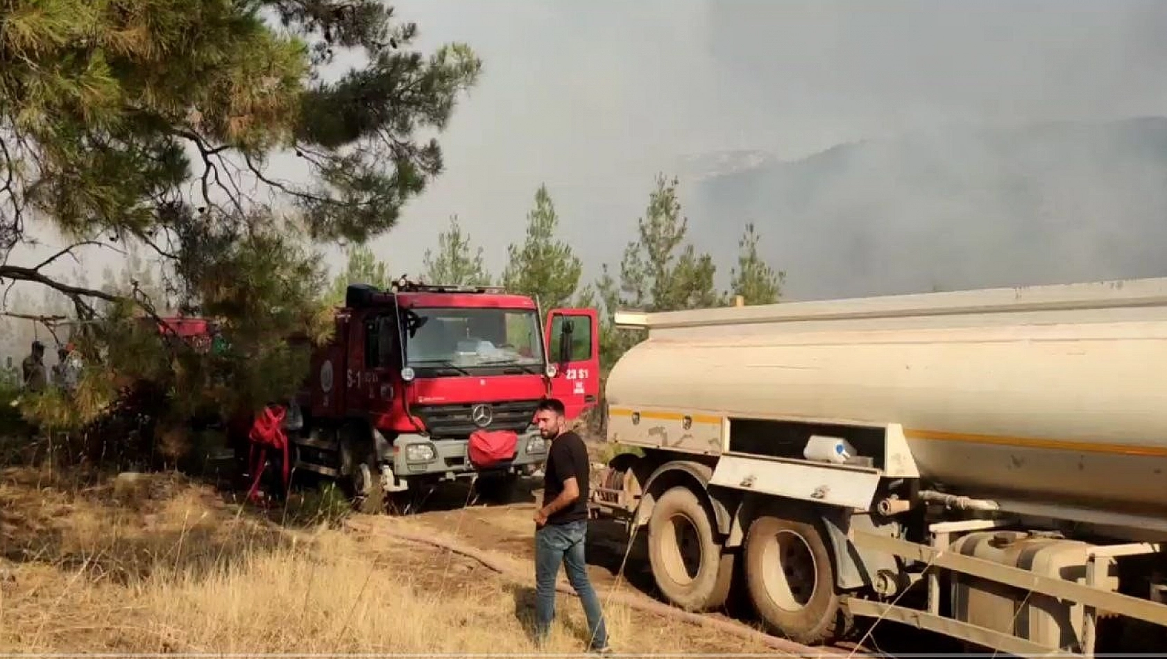 Yangına müdahale ederken canından oldu