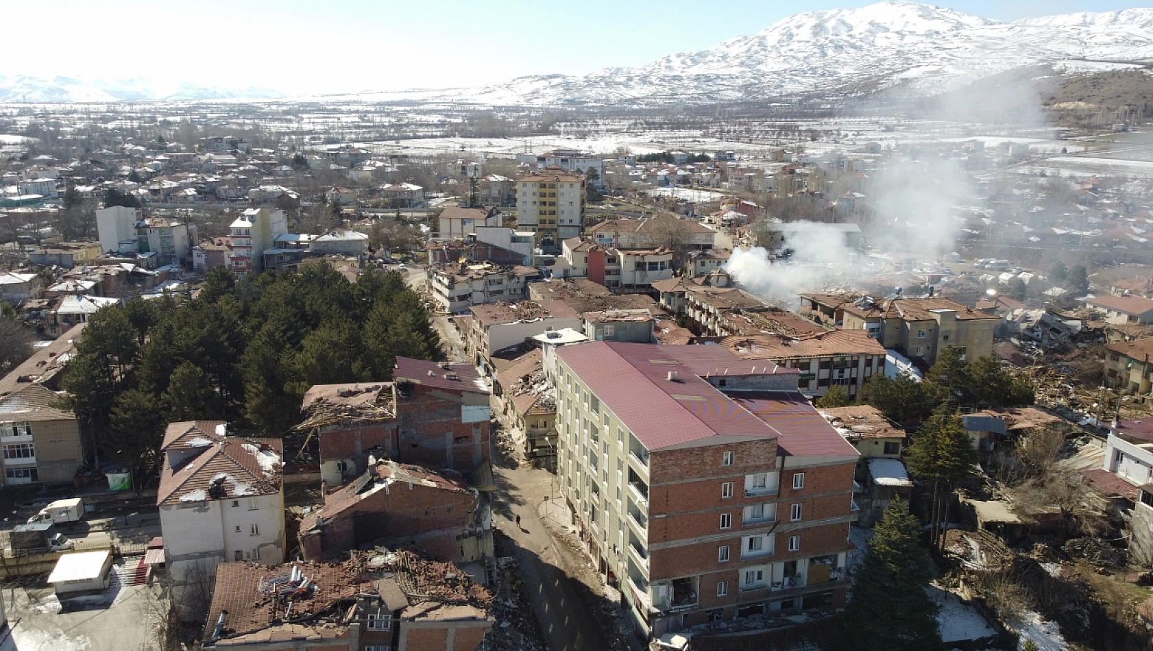 Yıkım dronla görüntülendi