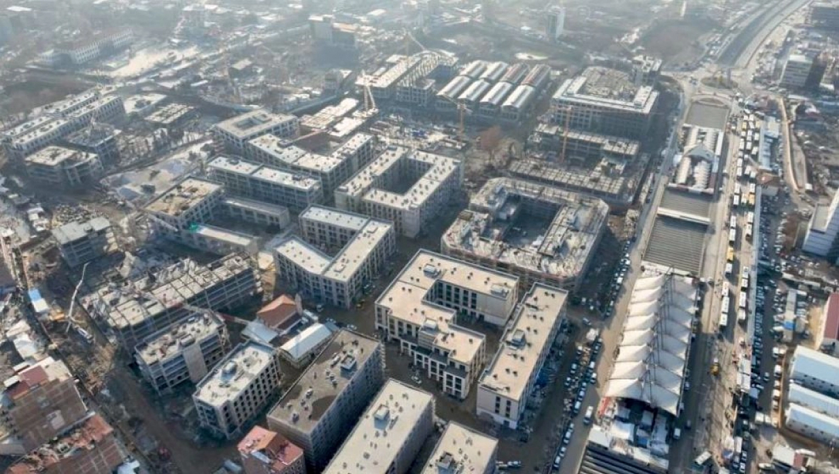 Malatya'da neler oluyor? Kura çekildi, törenle anahtar verildi, ama ev yok