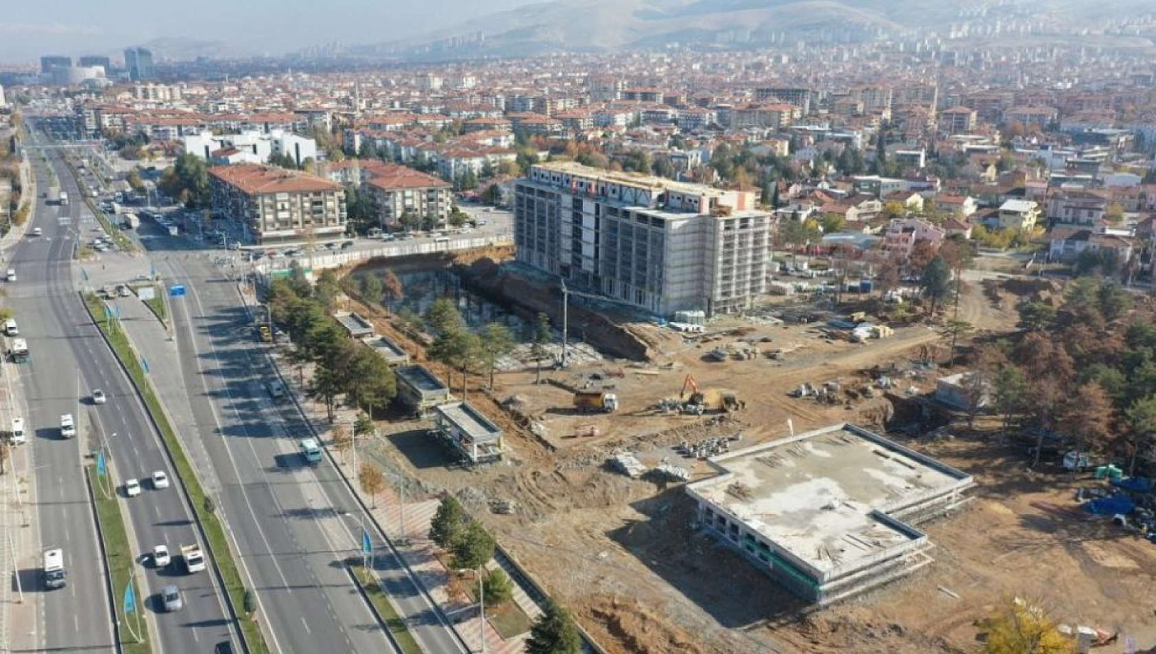 Meclis Onayladı! Yeşilyurt'a Milyonluk Ek Bütçe