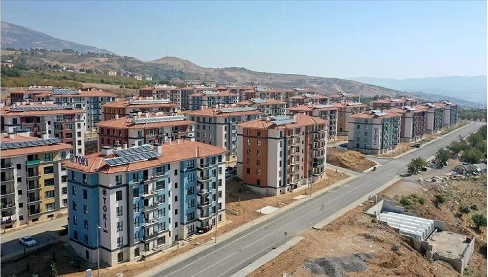 Bakan Açıkladı! İşte Yıl Sonuna Kadar Teslim Edilecek Ev Sayısı...