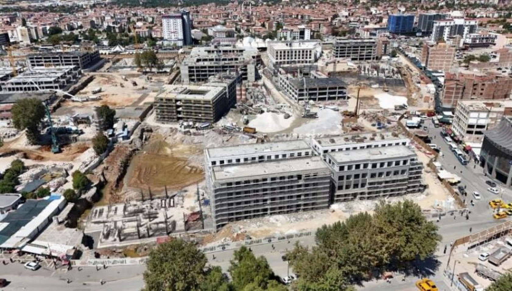 Malatya'da Çarşı Var, Altyapı Yok!