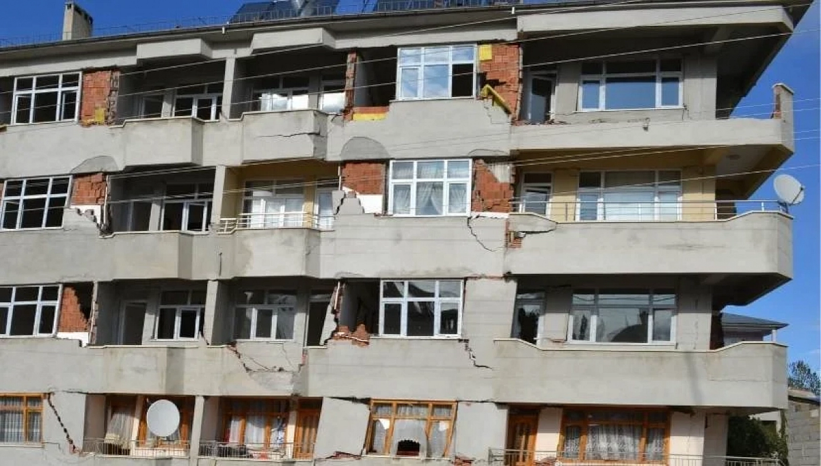 Orta hasarlı bina sahipleri müjde! İzin belgesi verilecek!