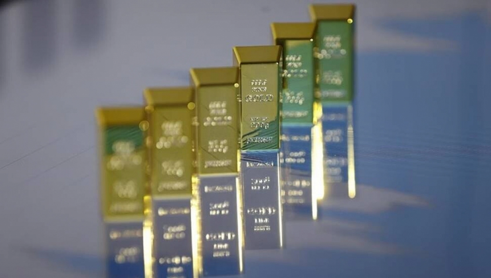 Altın Fiyatları Tarihi Zirvede: Neden Bu Kadar Yükseliyor?