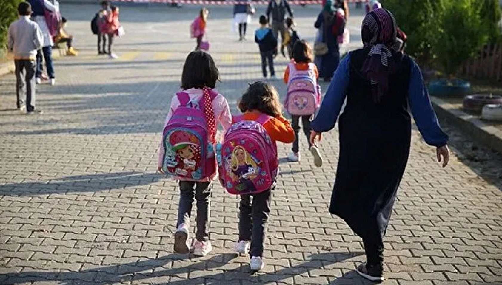 Velilerin Artık Okula Gitmesine Gerek Yok