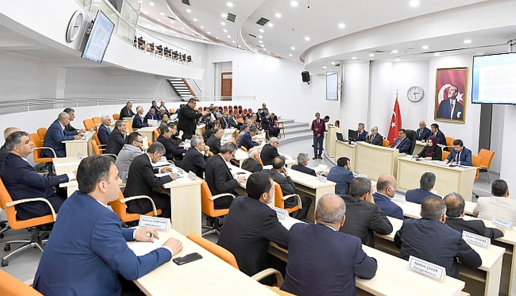 Belediyeler Karar Alırken Vatandaşın Fikrini Alacak!