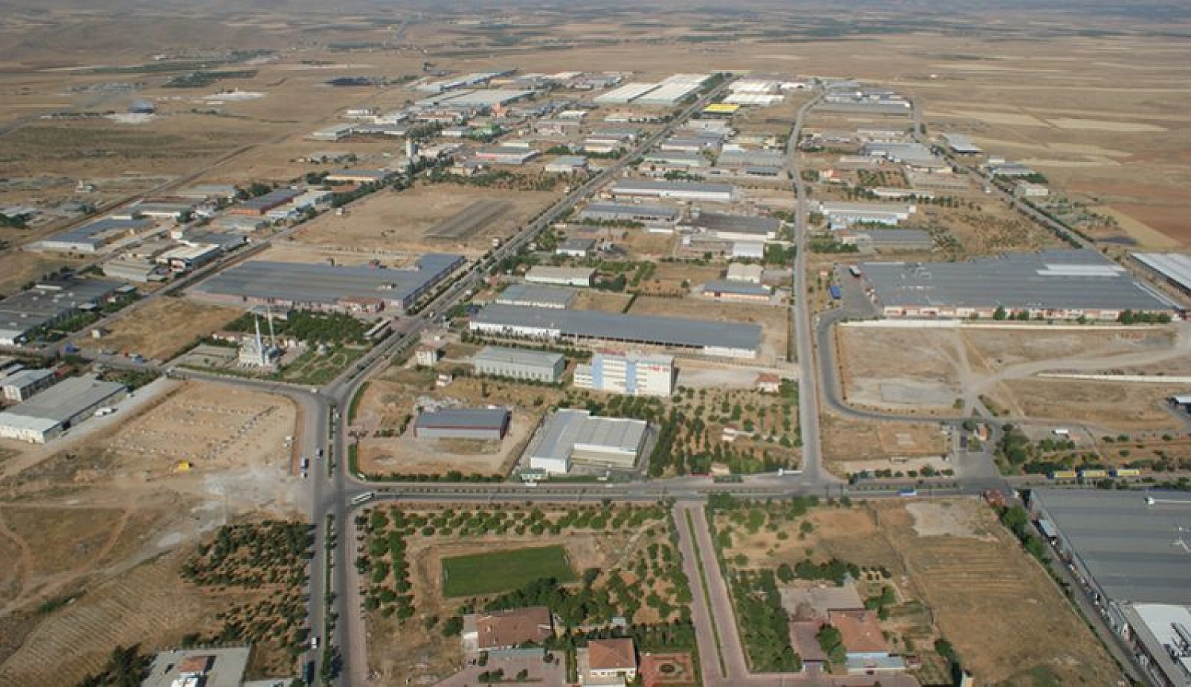 Resmi Gazete'de Yayımlandı: OSB İçin 2026'da Uygulanacak Elektrik Dağıtım Bedelleri Belirlendi