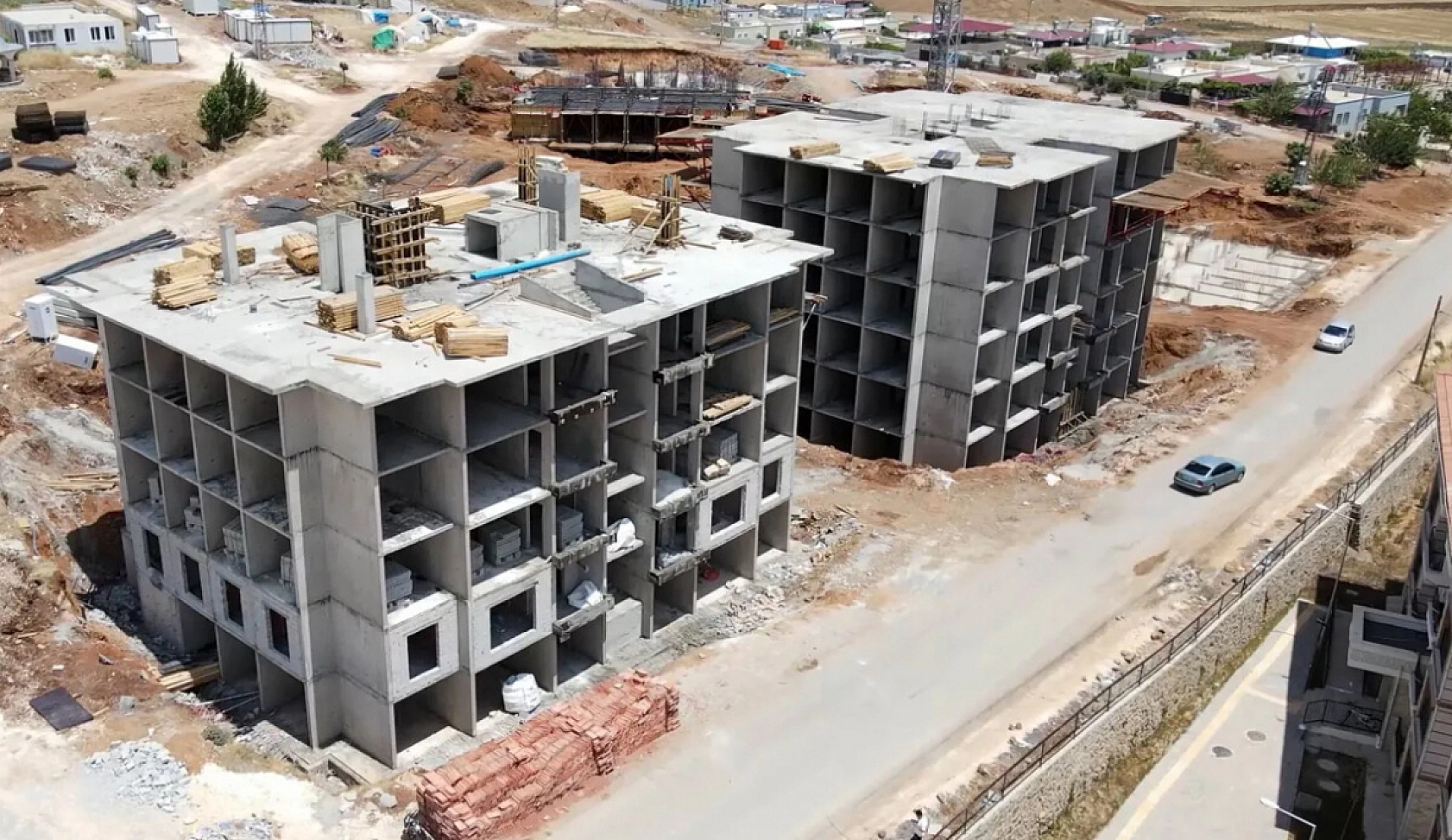 Malatya'daki Vatandaşlar ve Müteahhitler Uyarıldı: Maliyet Artacak 2025 Olmadan Acele Edin!