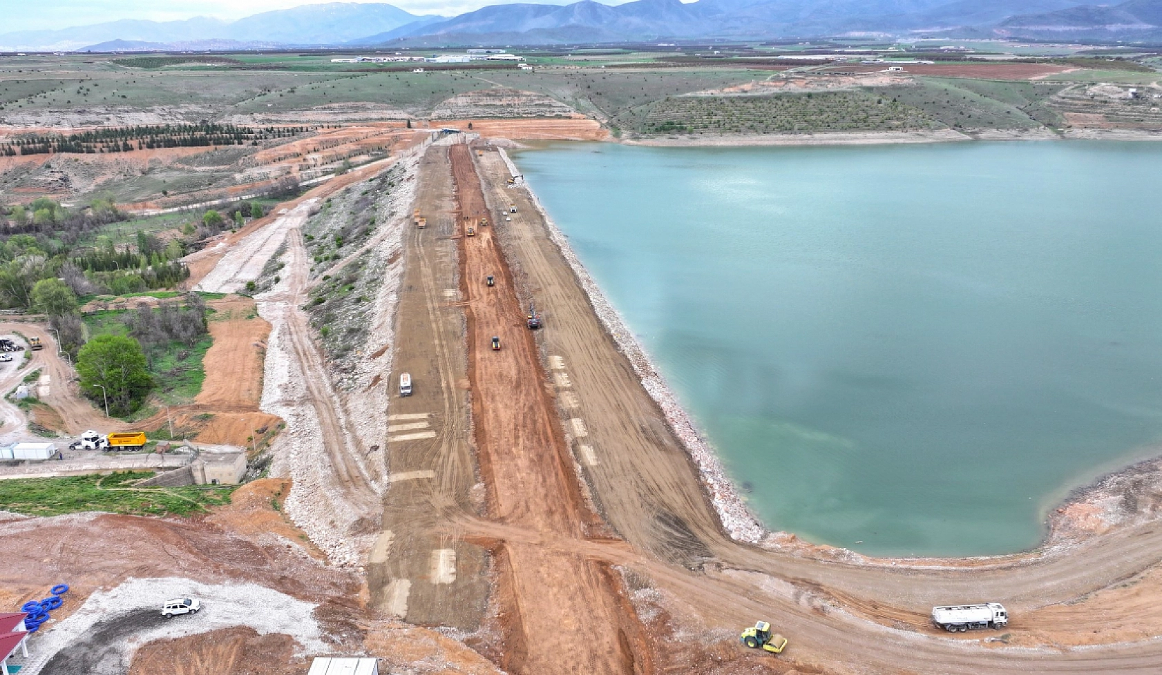 DSİ'den Malatya'ya müjde: 106 bin dekar suya kavuşacak...!