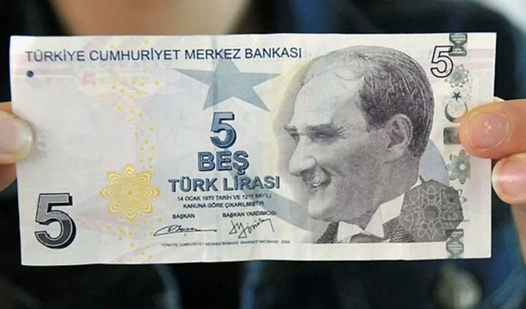 Yeni Tertip 50 TL ve 5 TL Banknotlar Tedavüle Çıkıyor