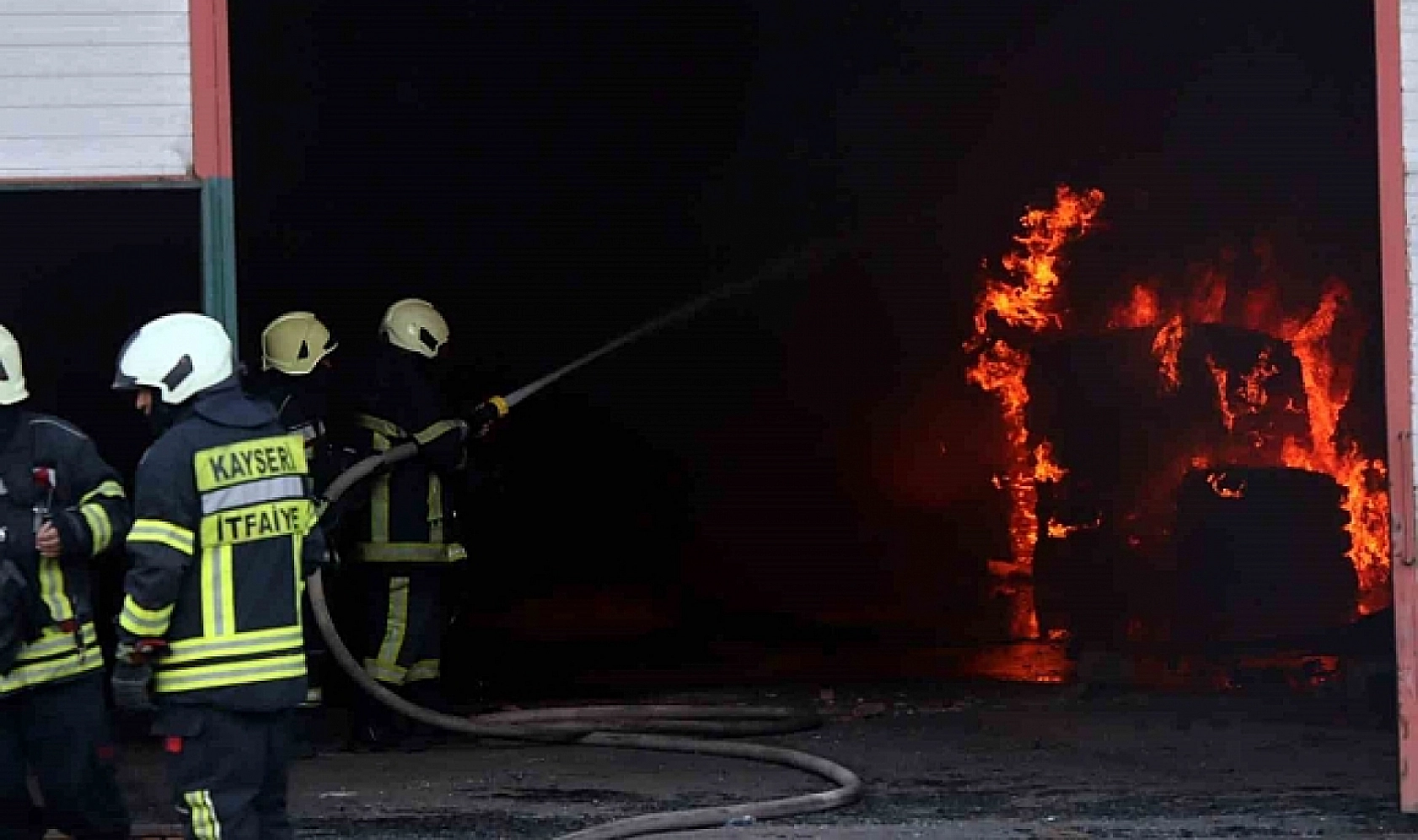 Malatya İtfaiyesi 10 Aylık Verileri Açıkladı: En Fazla Bu Alanlarda Yangın Meydana Geldi!