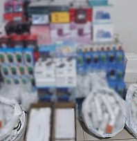 1,3 milyon TL'lik kaçak elektronik eşya ele geçirildi: 1 gözaltı