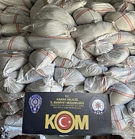 10 ton kaçak tütün ele geçirildi