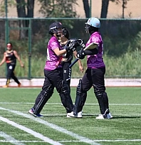 200 sporcu mücadele etti: Kriket Şampiyonası'nda ödüller sahiplerini buldu