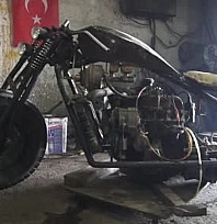 22 yaşında kendi motosikletini yaptı: Şimdi test sürüşünü bekliyor