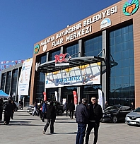 3 Kasım Malatya Kitap Fuarı'nda bugün hangi yazarlar var?