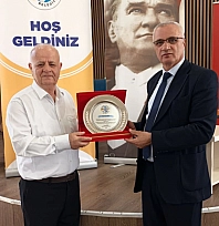 7 belediye başkanı gören İrfan Eren emekliye ayrıldı