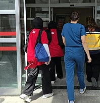 4 öğrenci yemekten zehirlendi
