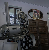 75 yıllık sinema makinesi ziyaretçileri zamanda yolculuğa çıkarıyor!