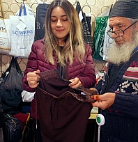 83'lük terzi, ilk günkü aşkla mesleğini sürdürüyor