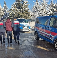 9 düzensiz göçmen ile 3 organizatör yakalandı